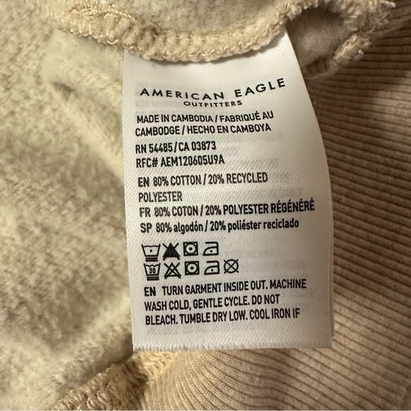 American Eagle AE Oversized Rolling Stones Lips Sweatshirt Heathered Cream Pink - Picture 11 of 12